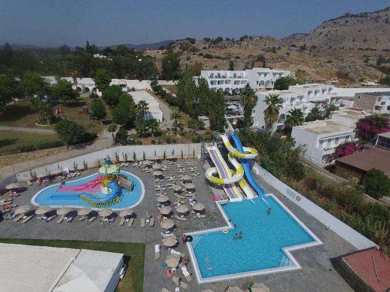Ellia Hotel