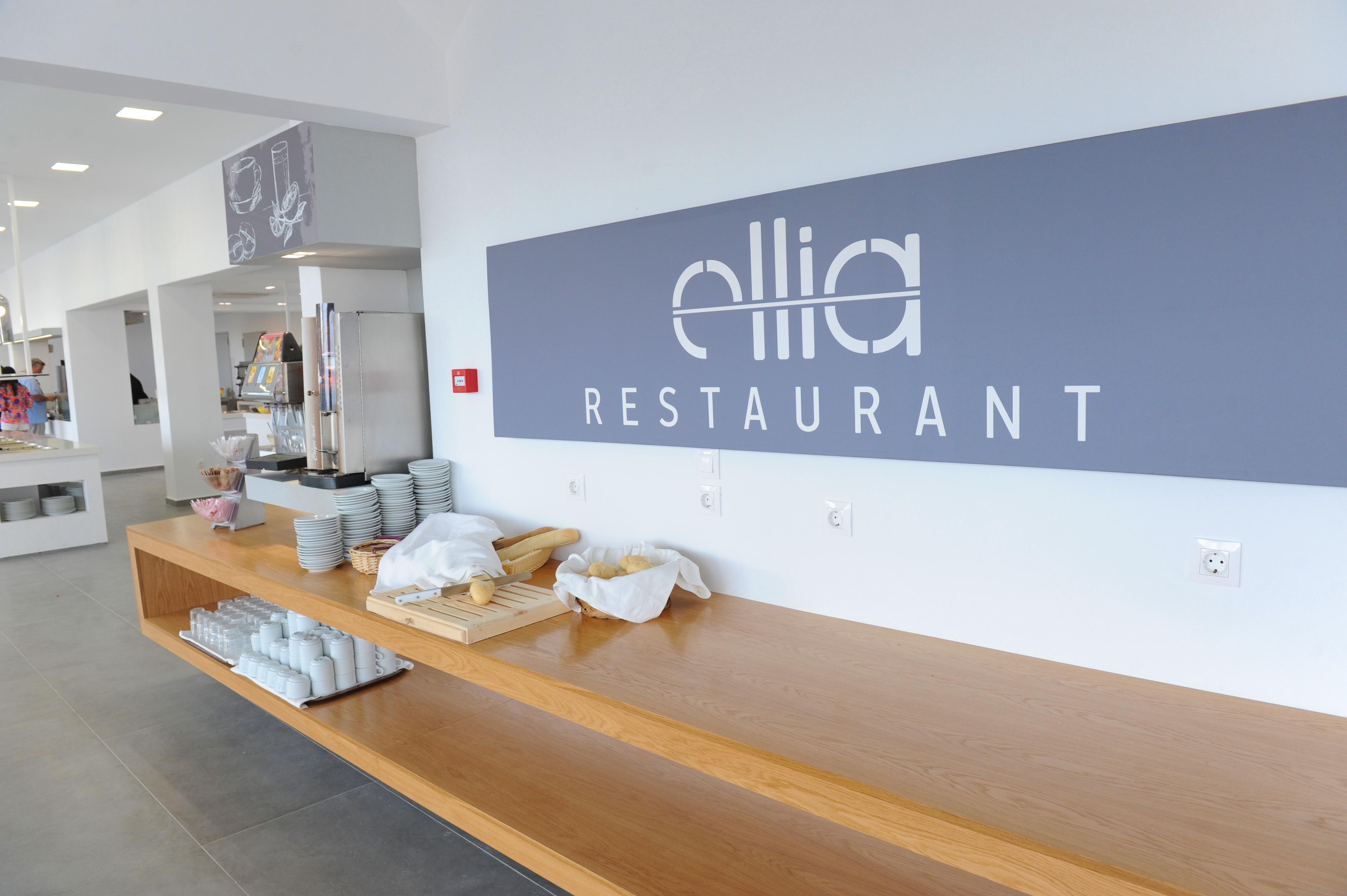 Hotell Ellia 4*